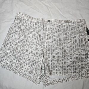 VRST Men's 5" Resort Shorts Print White/Silver Stamped Geo Sz XL Boxer Brief NWT